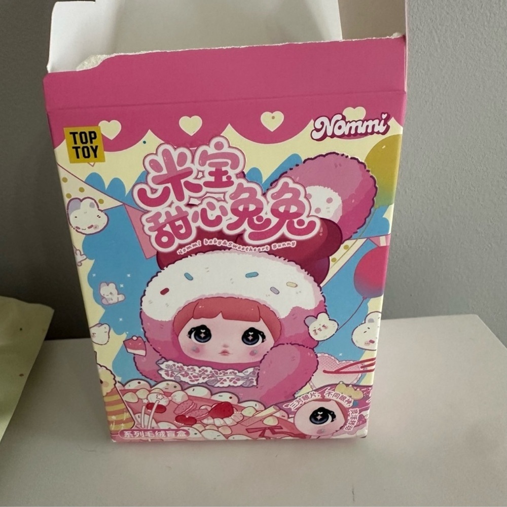 Nommi Frost Cream Bunny blind box. - Picture 7 of 8